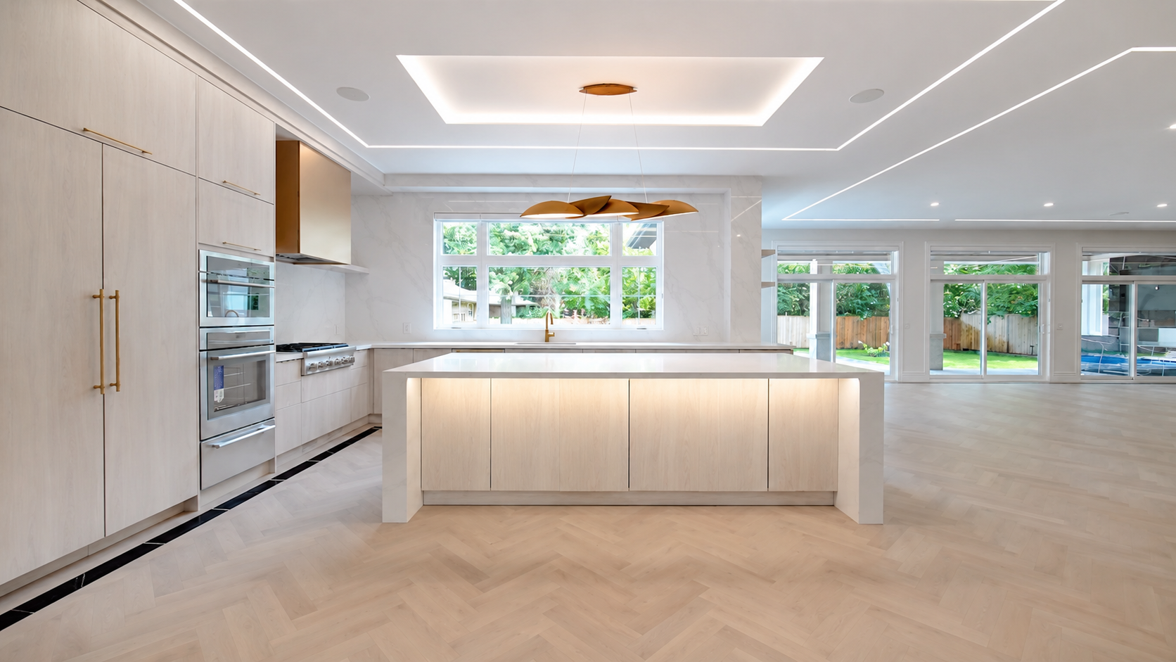 LAKESHORE TOWN HOUSE — 65
