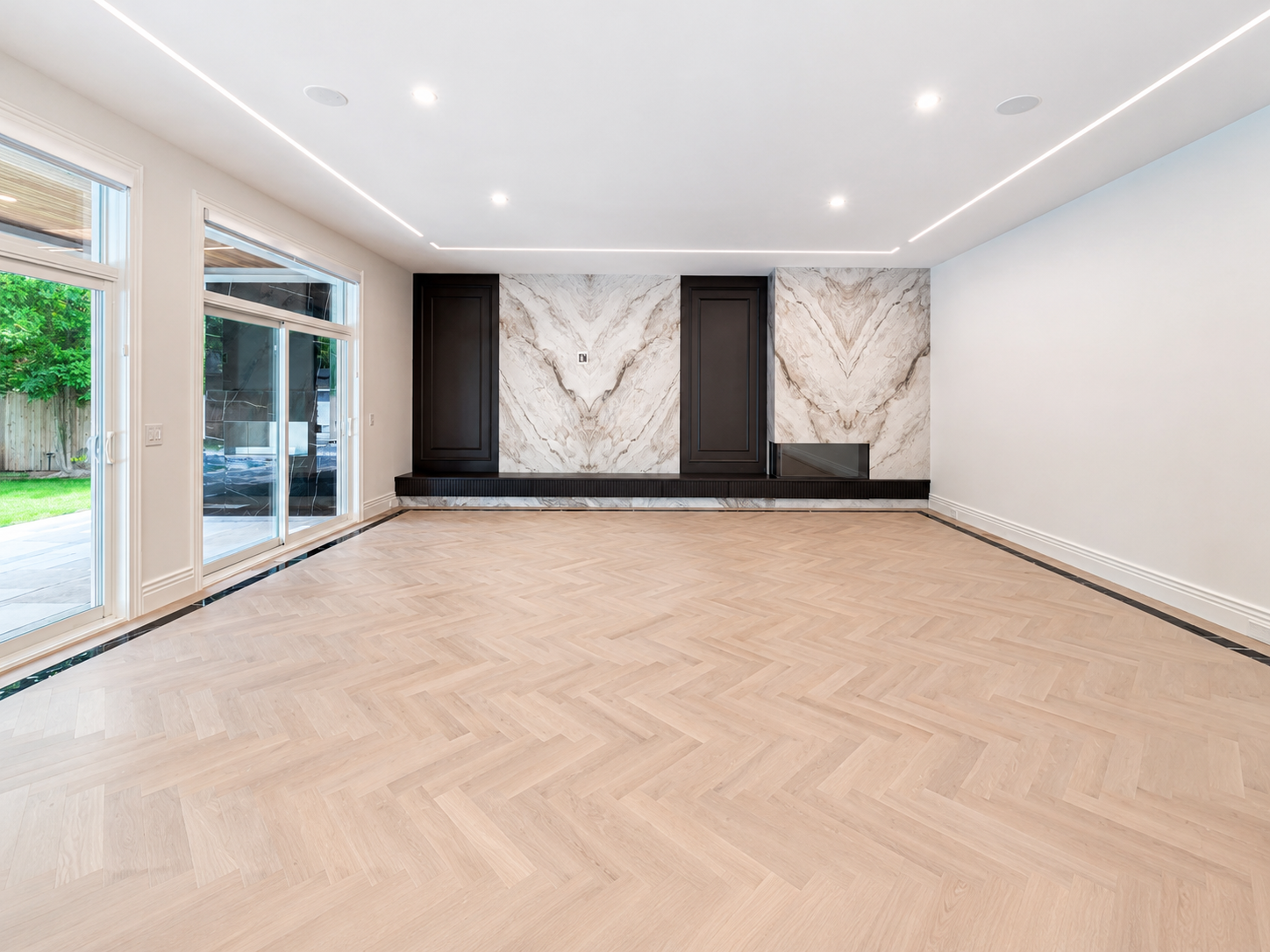 LAKESHORE TOWN HOUSE — 14