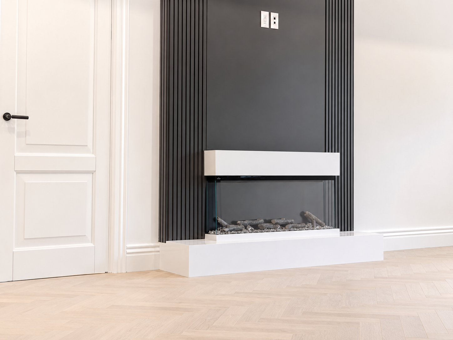 LAKESHORE TOWN HOUSE — 24