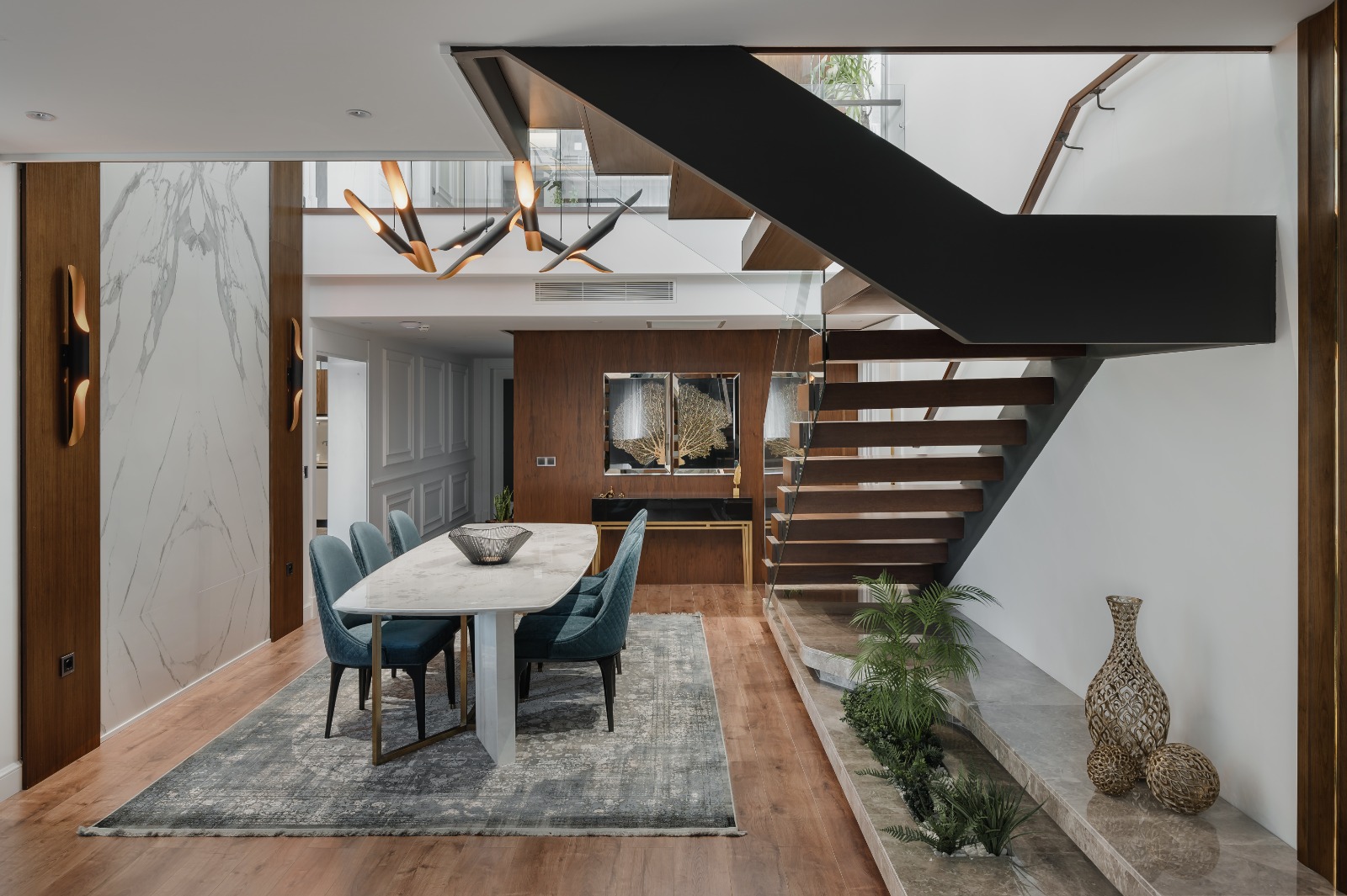 SPECIAL MANOR HOUSE — 17