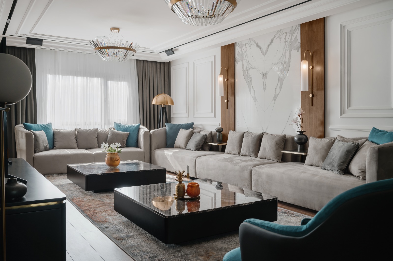SPECIAL MANOR HOUSE — 25