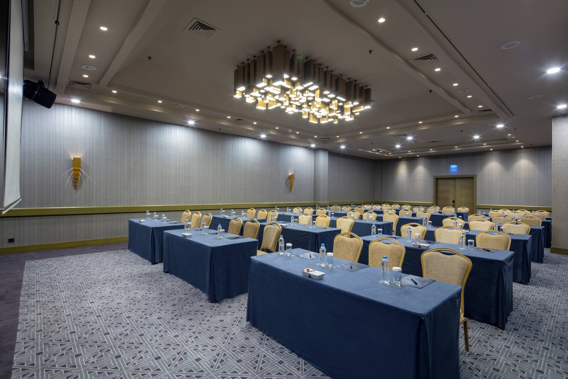HILTON MERSIN — 2
