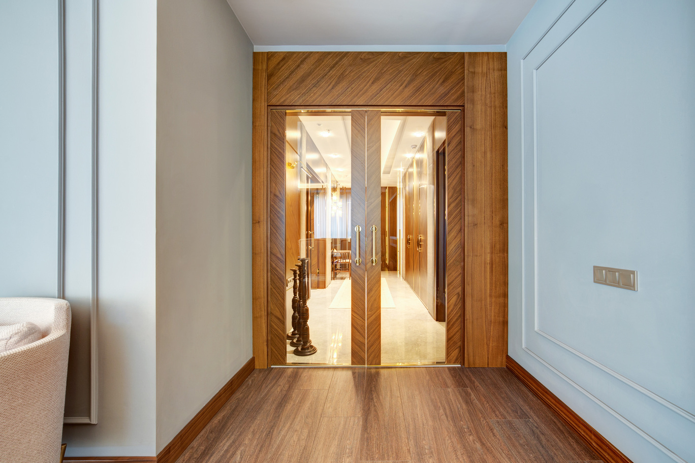 GRAVITY HOME — 18