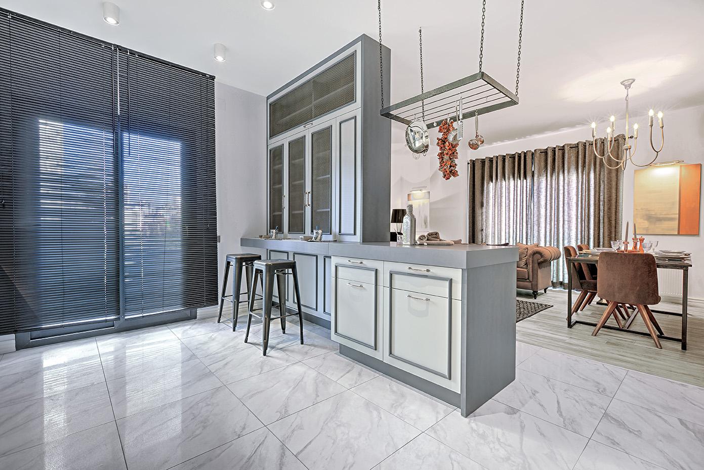TOLMEN FLAT — 3