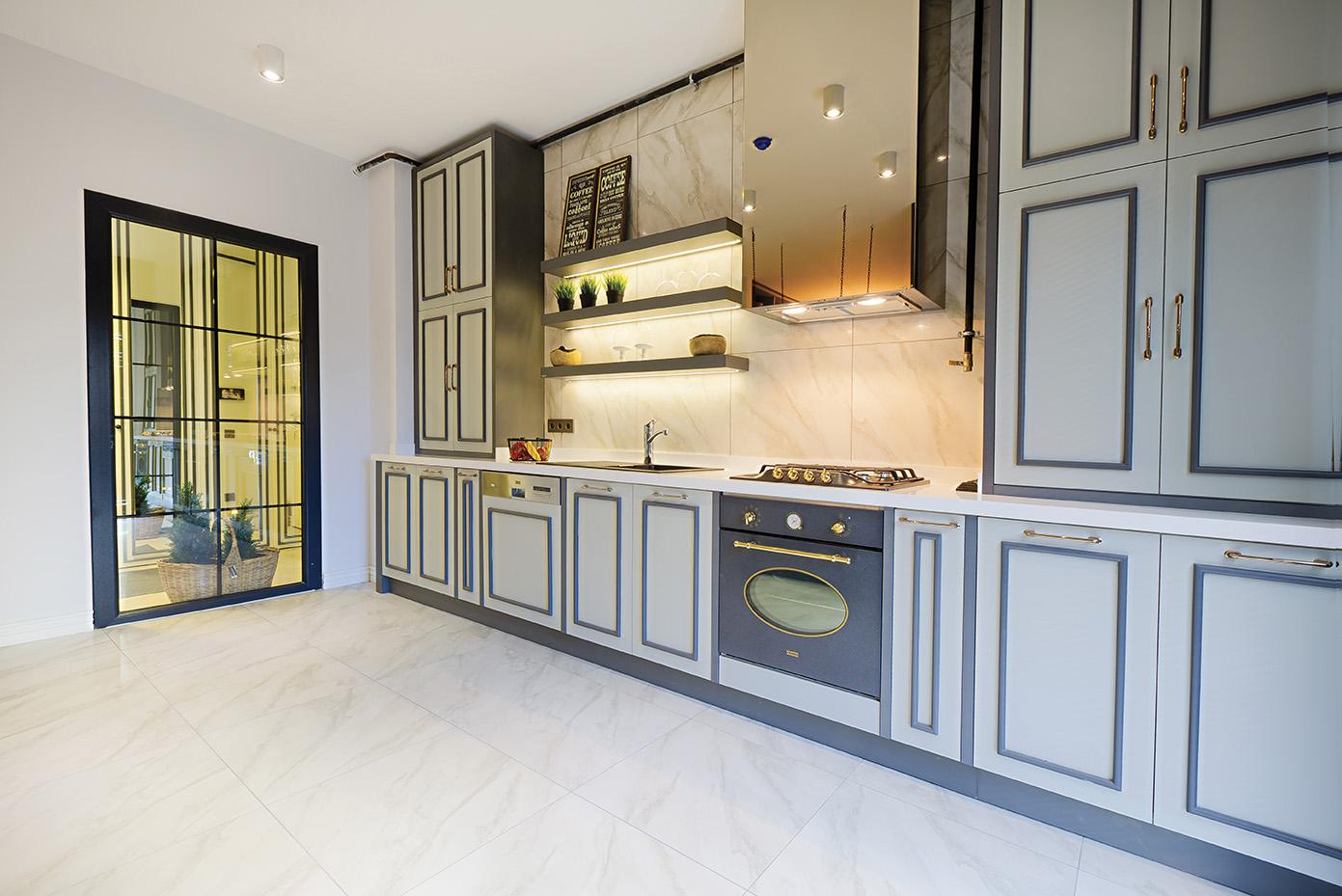 TOLMEN FLAT — 4